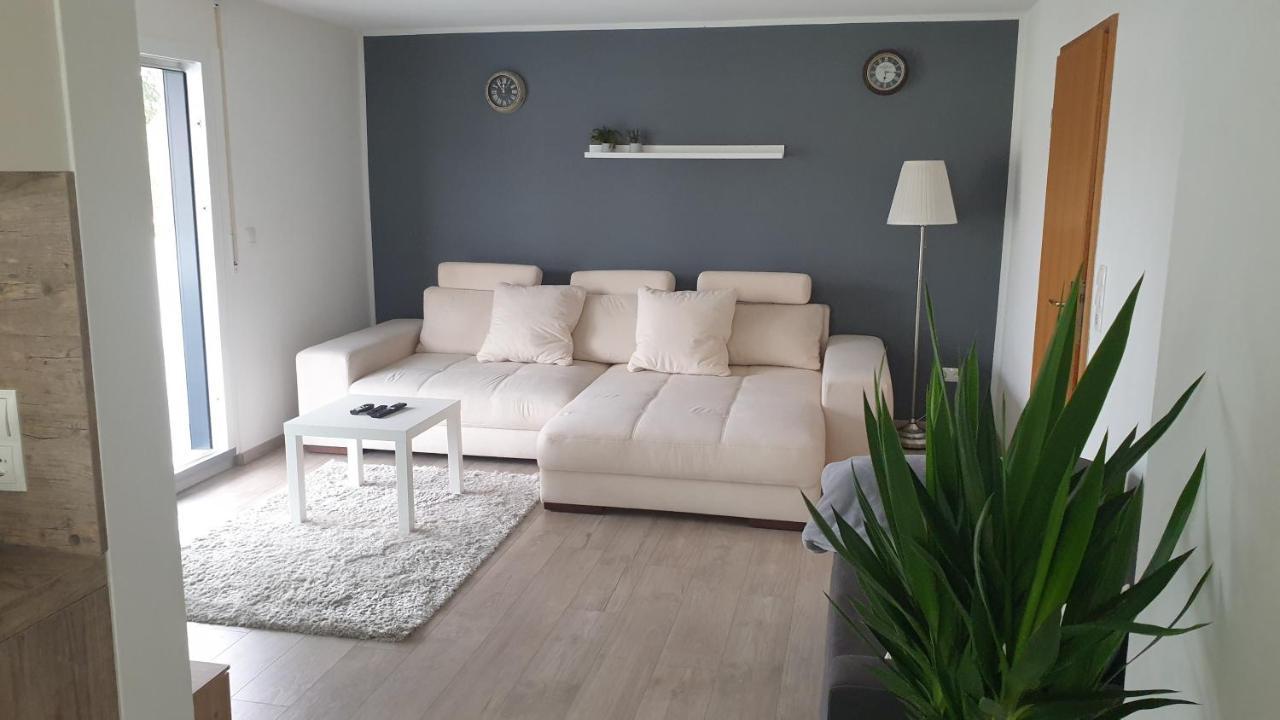 Boardingappartement Windeckblick, Ruhige, Zentrale Lage Mit Grossem Suedbalkon Bühl Exterior foto