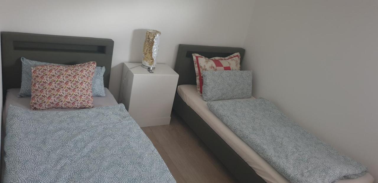 Boardingappartement Windeckblick, Ruhige, Zentrale Lage Mit Grossem Suedbalkon Bühl Exterior foto